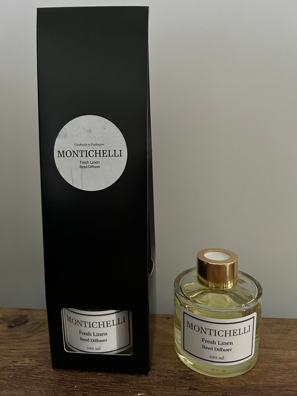 Fresh Linen Reed Diffuser 100ml